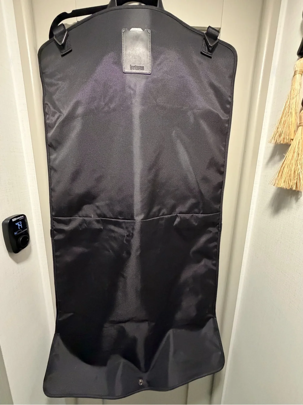 Hartmann Black Garment Bag for Men - Professional Travel & Storage